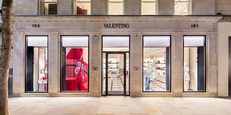 Accounts Payable Coordinator job at Valentino in New York – hybrid work, luxury fashion brand